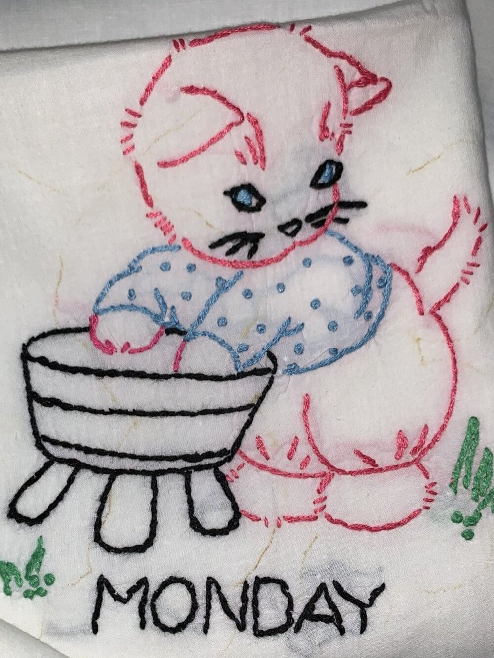 7 Vintage Embroidered Kitten Cat Day-of-Week Tea Towels Anthropomorphic Chores - Picture 6 of 16